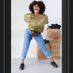 Meet your Posher, Marissa